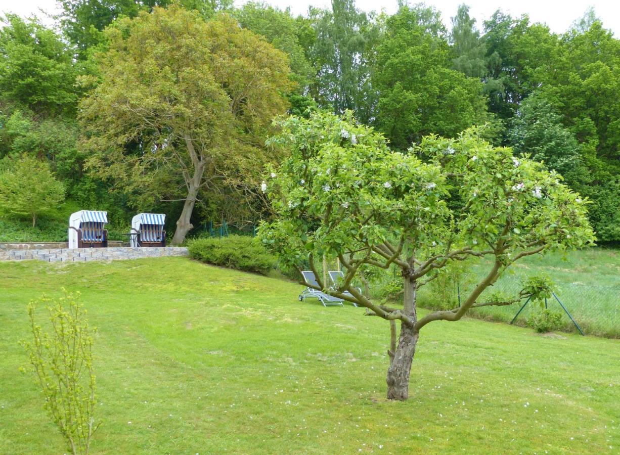 Ferienhaus Am Schmachter See Binz Eksteriør bilde